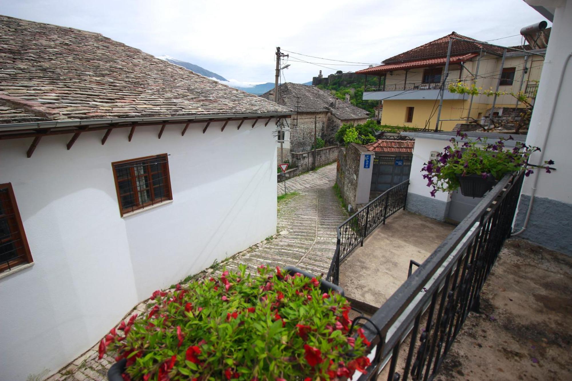 Emblematic House 3 Gjirokastër Exterior foto