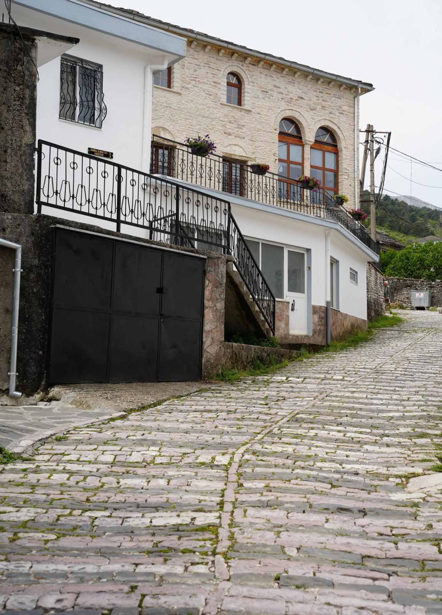 Emblematic House 3 Gjirokastër Exterior foto